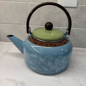 Vintage pfaltzgraff Blue Floral Teapot kettle Green metal enamel patio garden